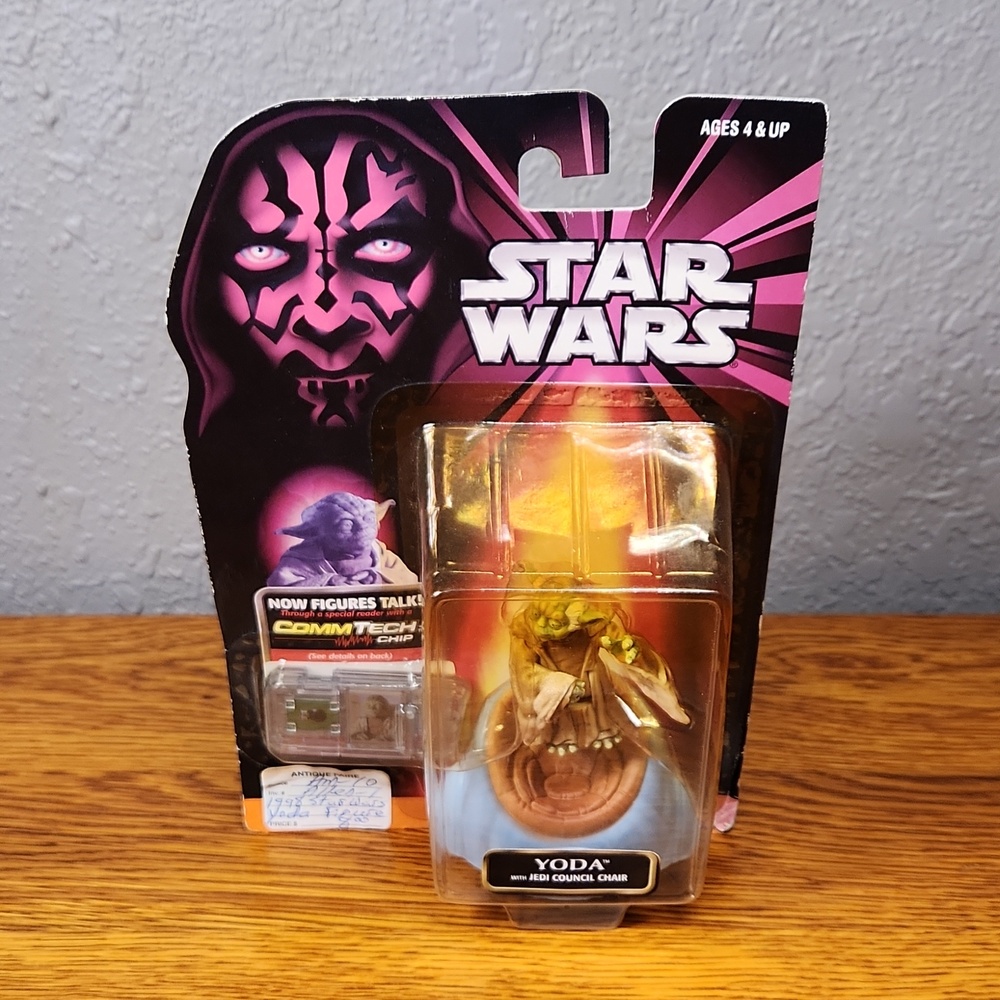Star Wars Yoda with Jedi Council Chair Figure 1998